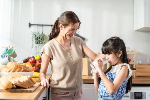 Moms, Yuk Selalu Sediakan Ini Agar Sarapan Sehat Si Kecil Makin Asik!