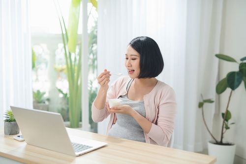 Ibu Hamil Boleh Minum Yogurt Nggak Sih? Apa Manfaatnya?